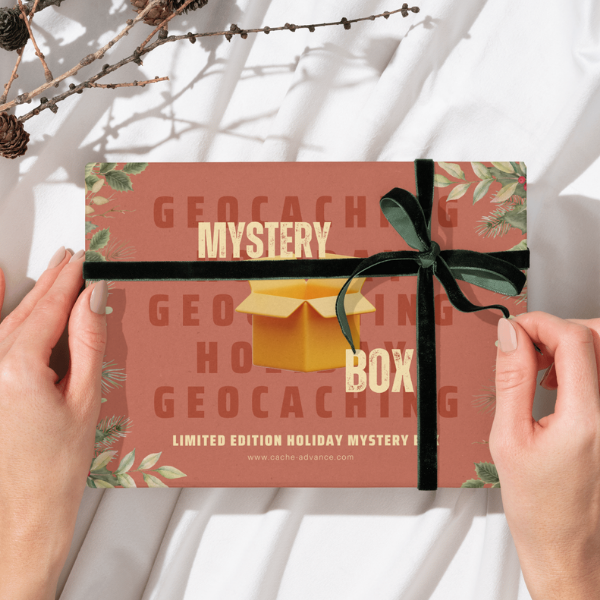 Holiday Mystery Box - cache-advance